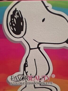 Snoopy 9pc eyeshadow palette